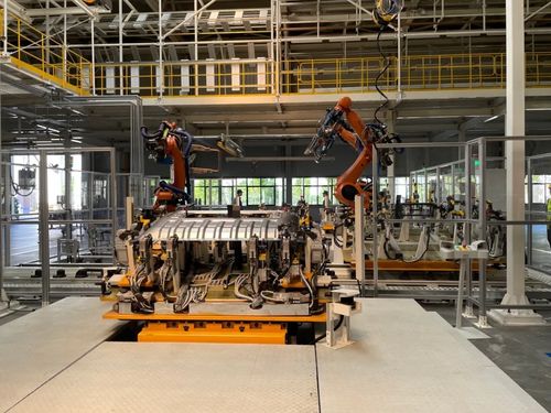 智造新動(dòng)能 超級(jí)卡車工廠長(zhǎng)沙投產(chǎn)，歐航歐馬可賦能南方經(jīng)銷商馳騁互聯(lián)網(wǎng)銷售新賽道